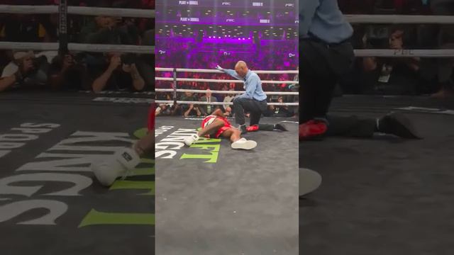 CALEB PLANT SENDS ANTHONY DIRRELL INTO ANOTHER ORBIT ☄️ смотреть онлайн