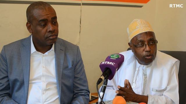 MOHAMED ABDOU Soimadou ancien minsitre - Tacle le président AZALI смотреть онлайн