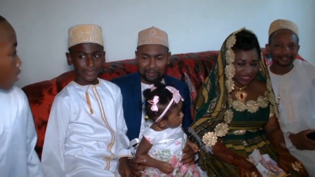 MDHOIHIRICHO - WARDA ASSOUMANI ( HANTSINDZI)0 смотреть онлайн