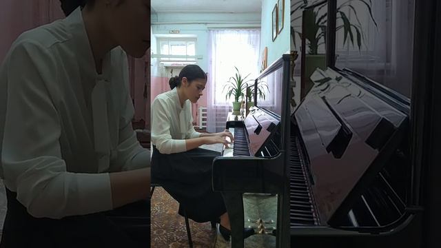 Людвиг ван Бетховен „Соната 19 g-moll”, И. Падеревский „Менуэт” смотреть онлайн