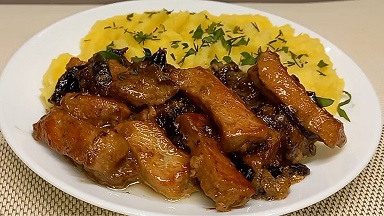 МЯСО с ЧЕРНОСЛИВОМ Бесподобное сочетание к любому гарниру смотреть онлайн
