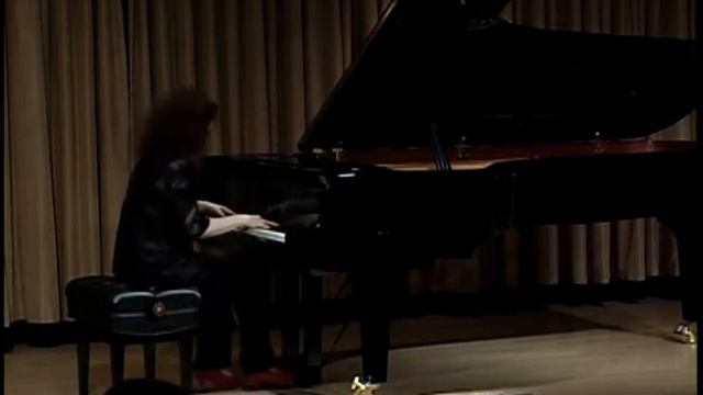 Gila Goldstein plays Liszt Sonetto del Petrarca 104 смотреть онлайн