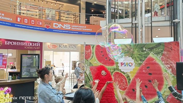 Праздник в ТРЦ РИО город Коломна... смотреть онлайн