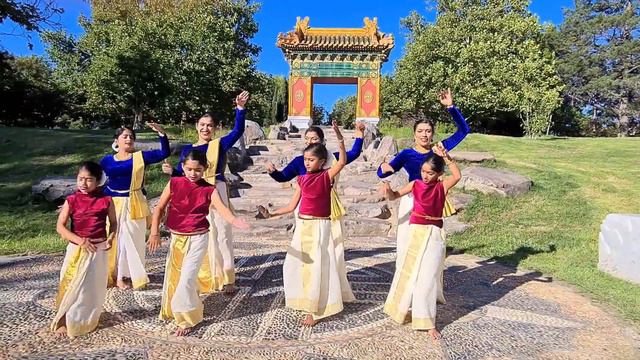 Shyama Meghame Nee || Dance Cover || Danzadora || Group of Mums & Daughters смотреть онлайн