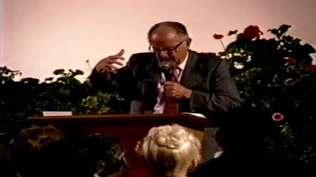 Charles Beach " CULTS " (Part 1) EQIP 1993 (STV0462) Dave Armstrong STV Productions смотреть онлайн