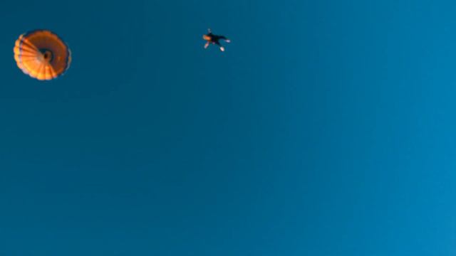 HOT AIR BALLOON RAFTING & ROPE SWING (Skydiving) - Morgan Oliver-Allen смотреть онлайн