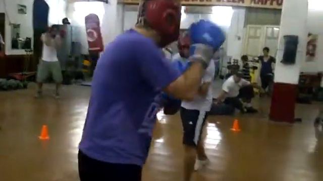 Guanteo Sebas Vs Cristian (Boxeo Villa Raffo) смотреть онлайн