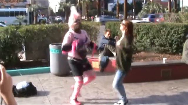 12-26-10 KOTTON KANDY GOOD GIRL GONE BAD ON LAS VEGAS STRIP (1).wmv смотреть онлайн