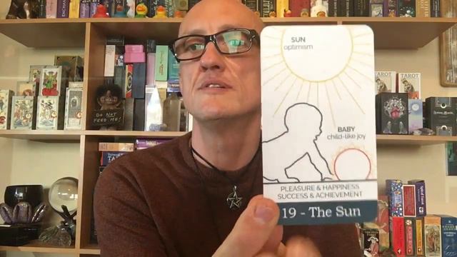 The Simple Tarot Deck - Beginner Version (New Kickstarter Campaign) смотреть онлайн