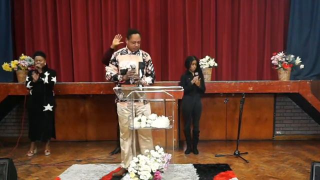 Dieu voit tout dieu sait tout смотреть онлайн