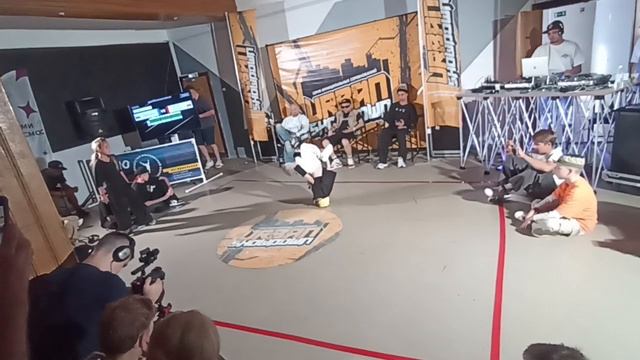 AlyOne : финал Urban ShowDown 2 смотреть онлайн
