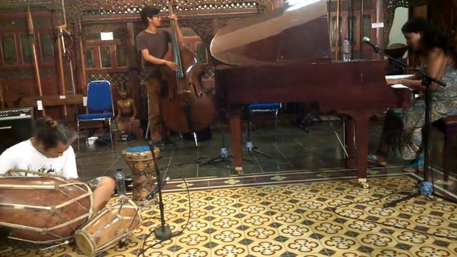 Tembi Music Workshop part 5 смотреть онлайн