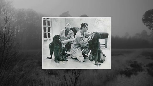 KURTLAR TARAFINDAN BÜYÜTÜLEN KIZLAR - AMALA VE KAMALA