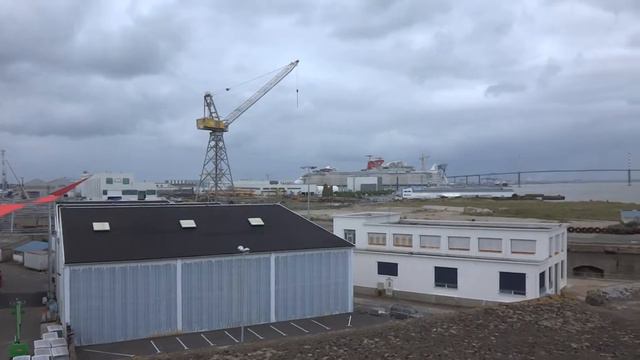 terrasse panoramique à St Nazaire et point d'observation de l'oeuvre de Felice VARINI смотреть онлайн