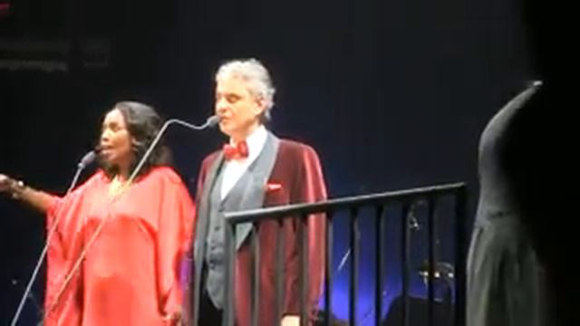 ANDREA BOCELLI "CANTO A LA TERRA" LIVE 2-14-2014 смотреть онлайн