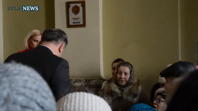 Губернатор Олег Синютка вийшов до прихожан смотреть онлайн