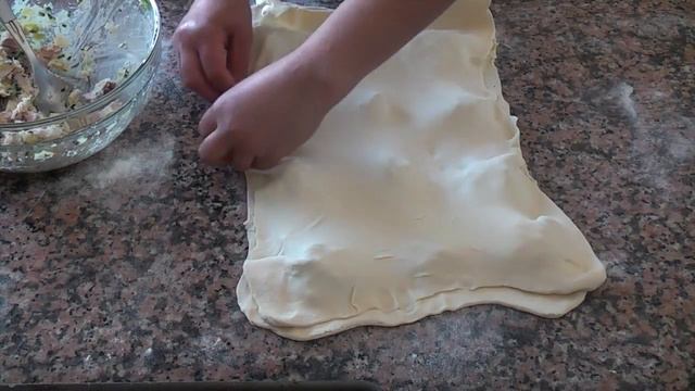 Feuilletés au poulet fumé смотреть онлайн