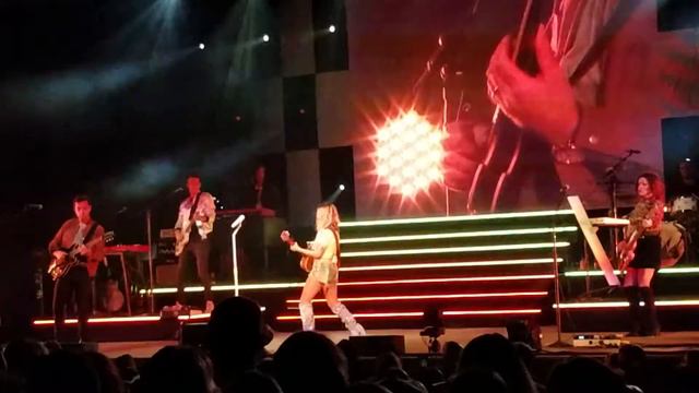 Maren Morris - My Church (live @ The Pageant, 05-09-19) смотреть онлайн