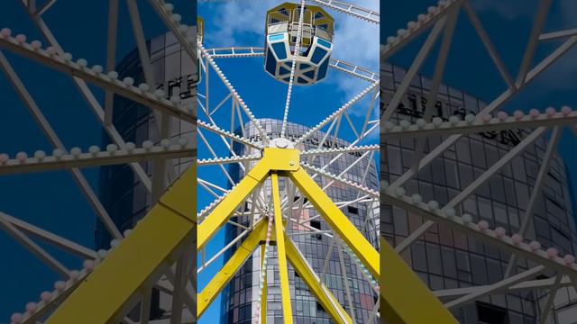 Elizabeth Quay Ferris Wheel 🎡 #australia #perth #kidsvideo #fun #happy #happykids #sundayvibes смотреть онлайн