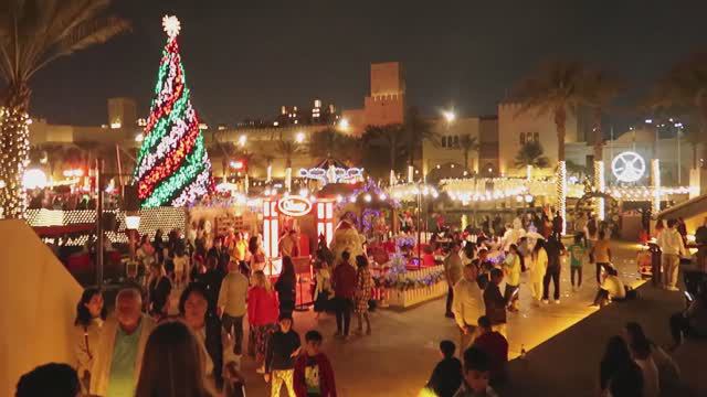 Дубай. Рождество в Madinat souq Jumeirah смотреть онлайн