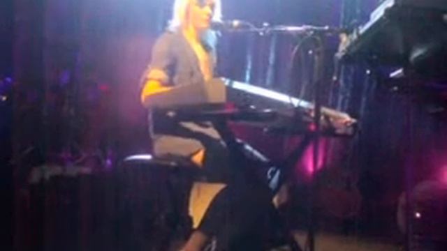 Micky Green - Now its gone смотреть онлайн
