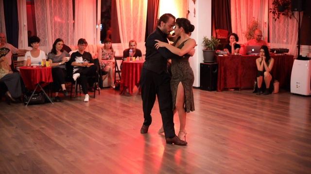 Lorena Tarantino & Gianpiero Galdi at Le Fleuve Tango, 11.07.2019. Show 2 смотреть онлайн