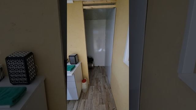 Пристройка внутри-кухню перенесли, готовим место под котёл, скоро сделаем отопление