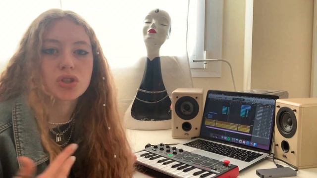 See You When I Come Back Home (Sé) - Original song by Alba Arias смотреть онлайн