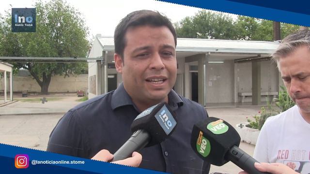 Alvizo y Busatto visitaron la escuela Juan de Garay смотреть онлайн