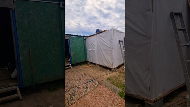 А как ваш август проходит? Строим!  #дача #деревня #строимпристройку #огород