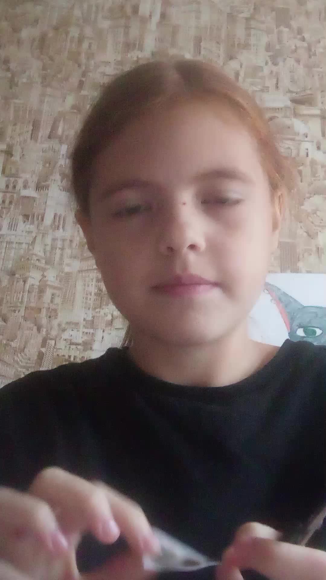 вырезаю наклейки 🎀😋😋