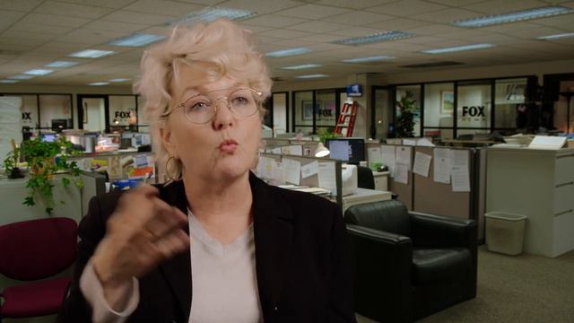 Vivian Baker Discusses Makeup on Bombshell Movie Set смотреть онлайн