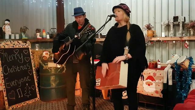 Warm This Winter - Christmas Connie Francis / Gabriella Cilmi - Rag Tag Misfits - Acoustic Cover смотреть онлайн