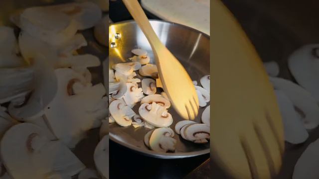 «Самая вкусная овсянка» по мнению моей жены #завтрак #освянка #рецепт #вкусно #борисовтв #borisovtv смотреть онлайн