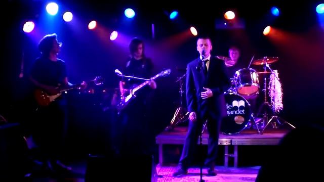 Berggrens - Personal Jesus , Dig Up Her Bones смотреть онлайн