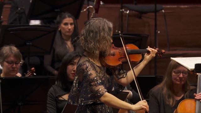 Bach: violin partita no.1 (sarabande) - Hilary Hahn смотреть онлайн