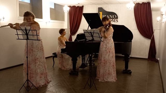 Emil Kronke Deux Papillons Эмиль Кронке "Бабочки" смотреть онлайн