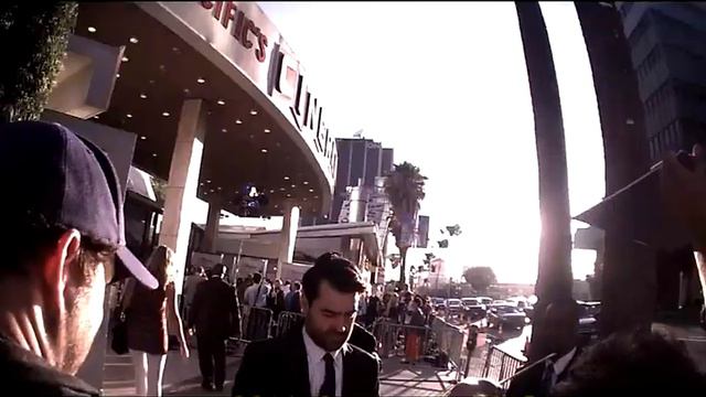 ron livingston signing autographs at the conjuring premiere 7 15 13 смотреть онлайн