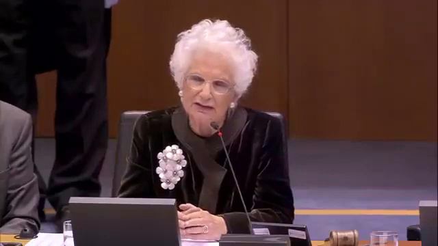 David Sassoli e Liliana Segre Giornata della Memoria al Parlamento Europeo смотреть онлайн