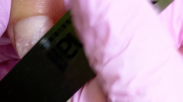 Как правильно выравнивать поврежденный ноготь смотреть онлайн