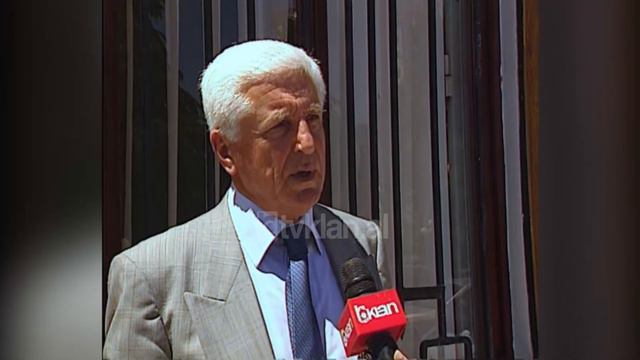 Emërimi i Bashkim Gazidedes në krye të hipotekave shkakton reagime-(18 Maj 2006) смотреть онлайн