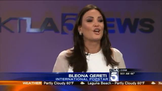 Bleona Address Her Controversial Attire at the AMA’s KTLA смотреть онлайн