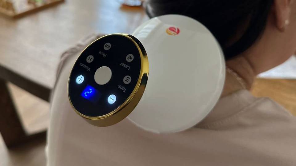 Варикоз. Чем поможет БЭМ - Массажер “Magic FOHERB”, который сочетает в себе несколько функций смотреть онлайн