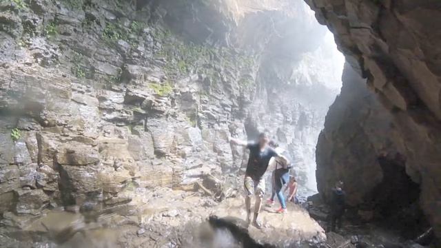 Vandenberg Vietnam Trip смотреть онлайн