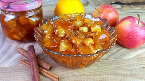 Яблочное варенье с апельсином и корицей