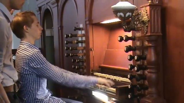 Eigen improvisatie "Heer, U bent mijn leven de grond waarop ik sta" - Stephanuskerk Hasselt смотреть онлайн