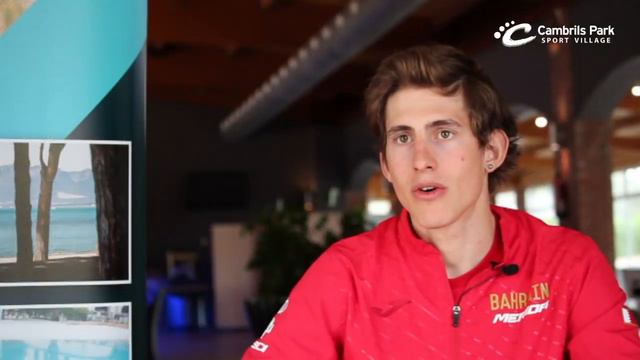 Entrevista/Interview with Iván García Cortina смотреть онлайн