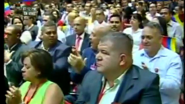 Maduro: "Queremos agradecerle ese gesto al presidente Ricardo Martinelli" смотреть онлайн