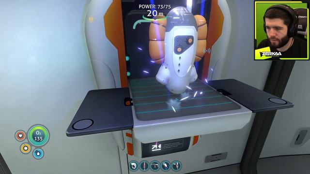 GETTING CLOSE TO THE AURORA! (Subnautica #6) смотреть онлайн