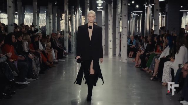 Michael Kors | Fall Winter 2023/2024 | Full Show смотреть онлайн